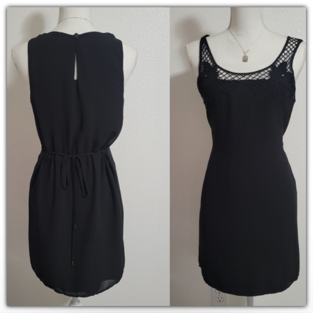 Naked Zebra sinched waist with tie back size medium